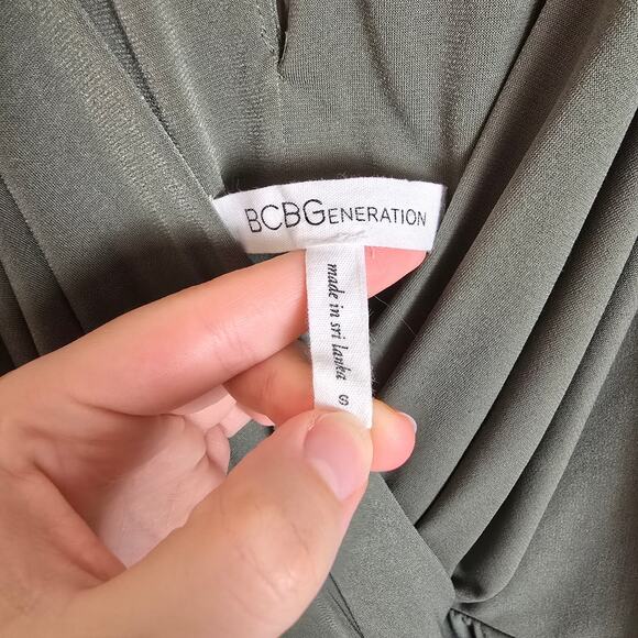 BCBGeneration Olive Green Romper Size Small - Picture 3 of 4